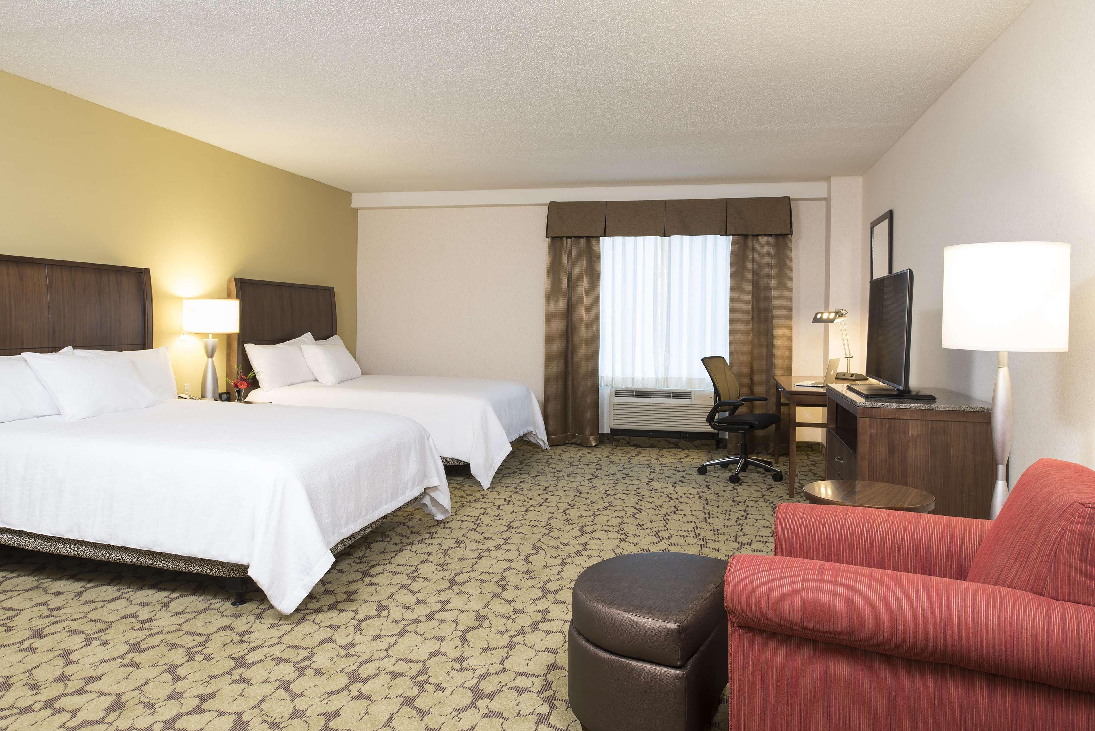 Hilton Garden Inn Louisville Downtown Eksteriør bilde