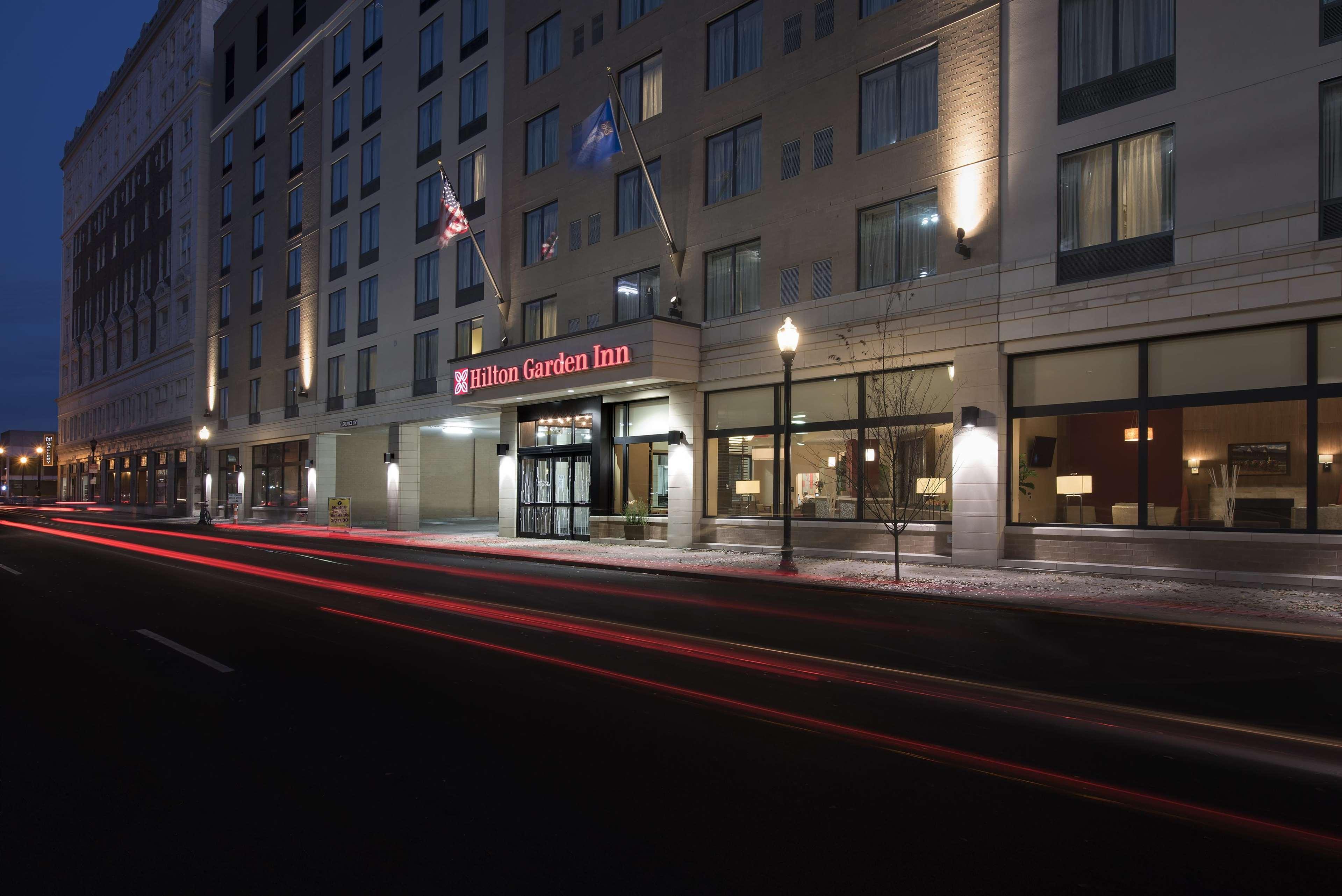 Hilton Garden Inn Louisville Downtown Eksteriør bilde