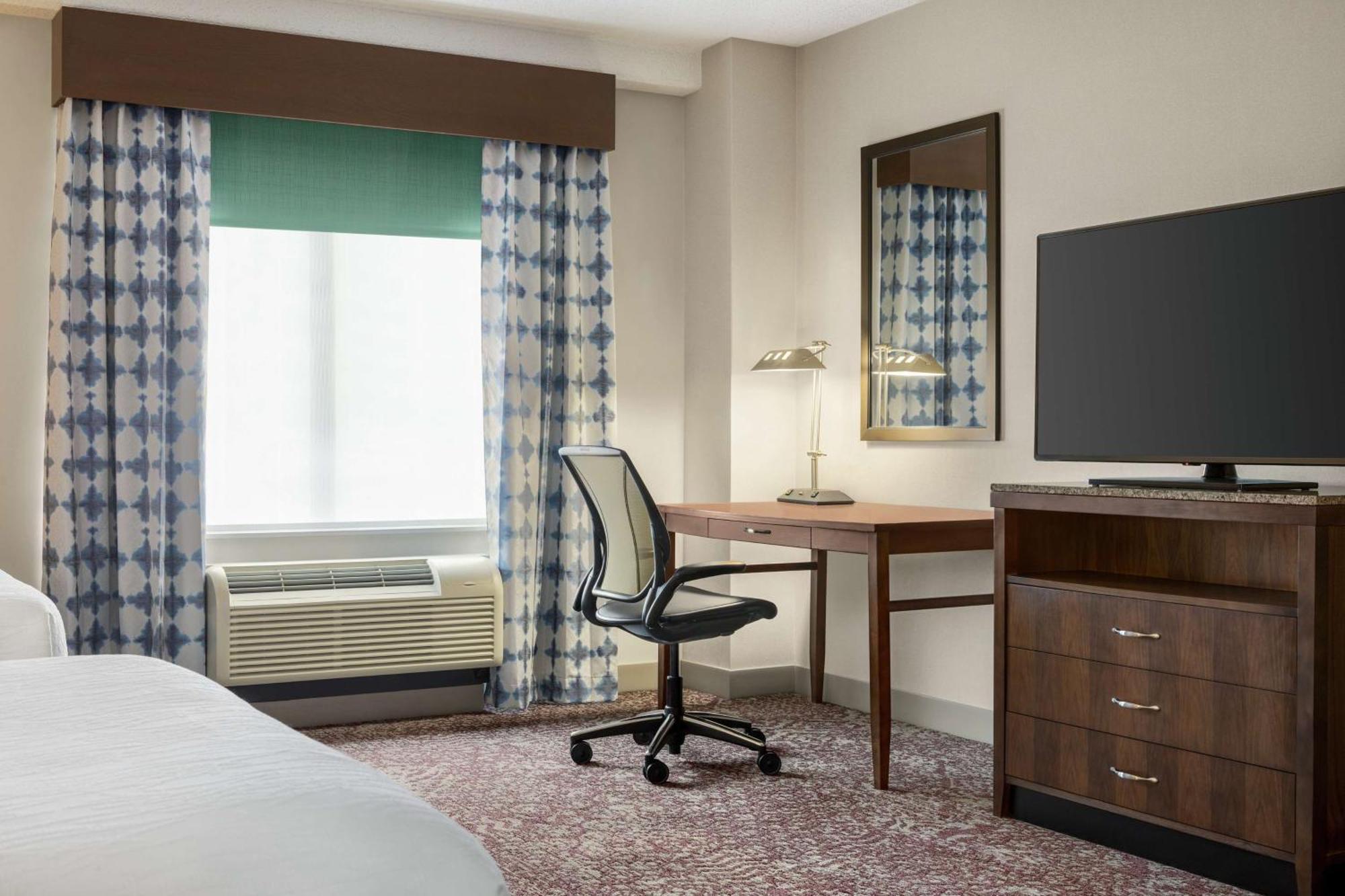 Hilton Garden Inn Louisville Downtown Eksteriør bilde