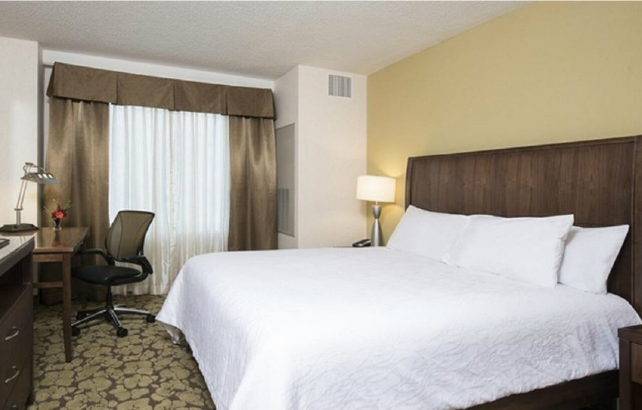 Hilton Garden Inn Louisville Downtown Eksteriør bilde